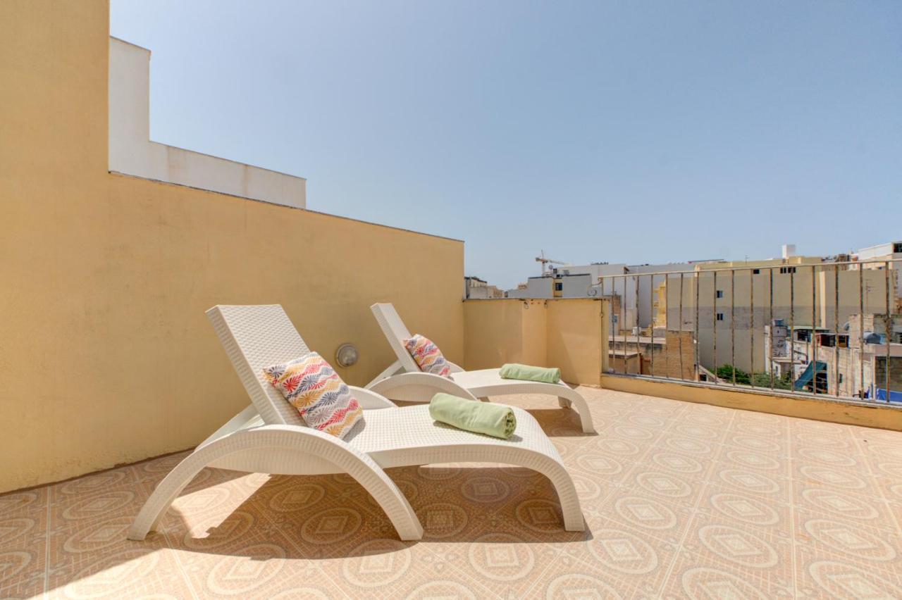 Morina Court - Seaview Apartments And Penthouse In St Julians By Shortletsmalta Saint Julian's Екстер'єр фото