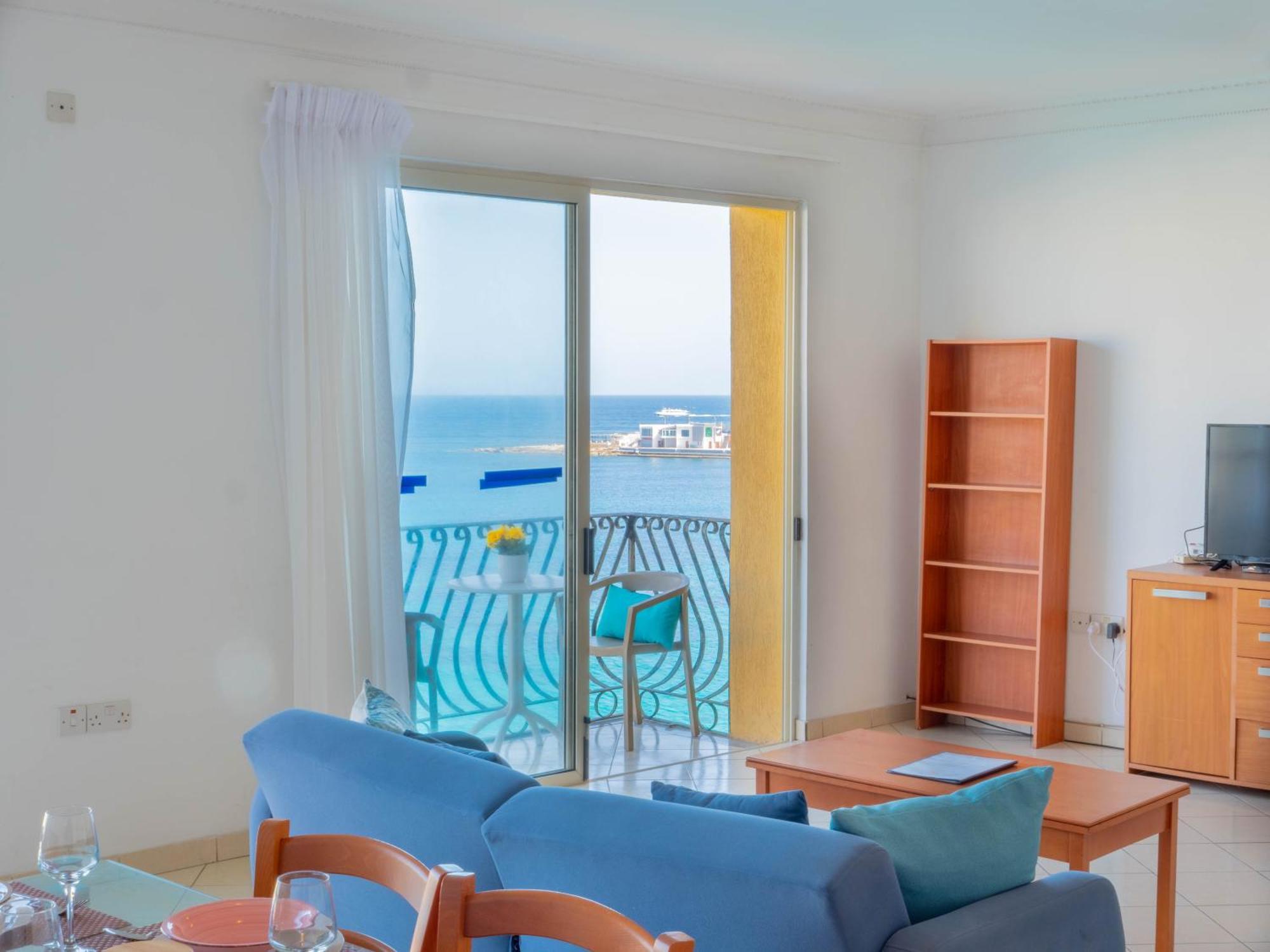 Morina Court - Seaview Apartments And Penthouse In St Julians By Shortletsmalta Saint Julian's Екстер'єр фото