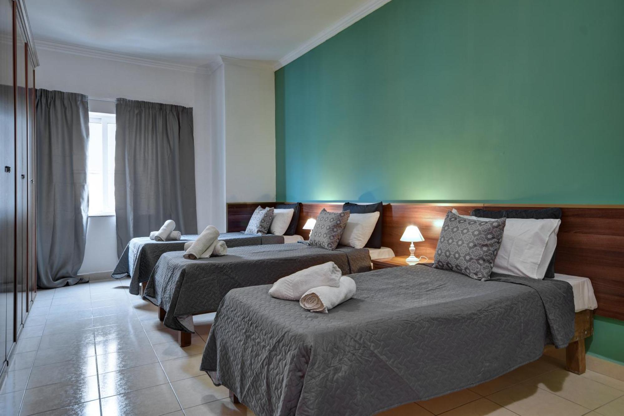 Morina Court - Seaview Apartments And Penthouse In St Julians By Shortletsmalta Saint Julian's Екстер'єр фото